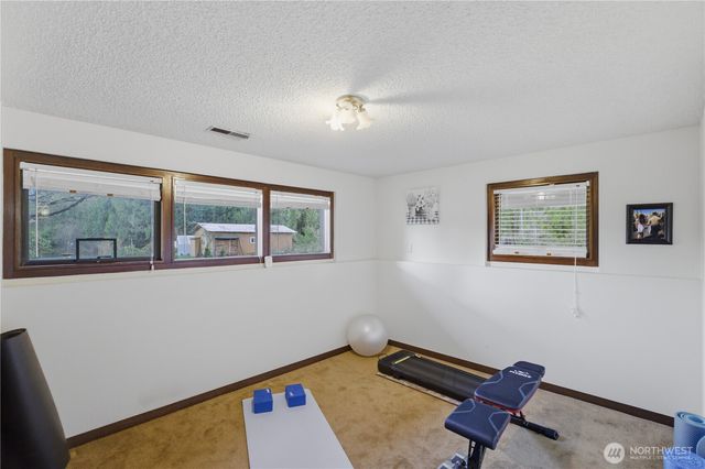 14608 Ap Tubbs Road E, Buckley, WA 98321