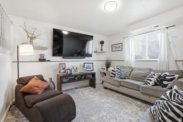 636 N 1800 W, Pleasant Grove, UT 84062