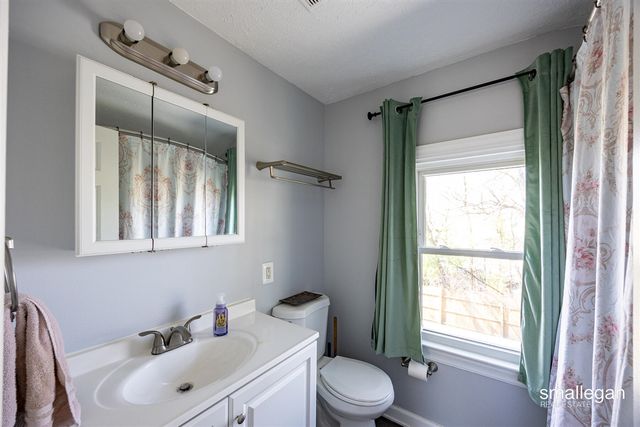 2041 Kalamazoo Avenue, Grand Rapids, MI 49507