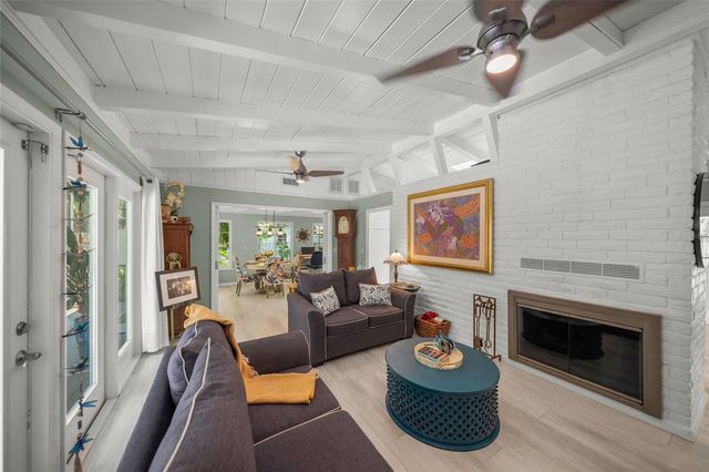 3424 OLD OAK DRIVE, Sarasota, FL 34239