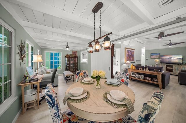 3424 OLD OAK DRIVE, Sarasota, FL 34239