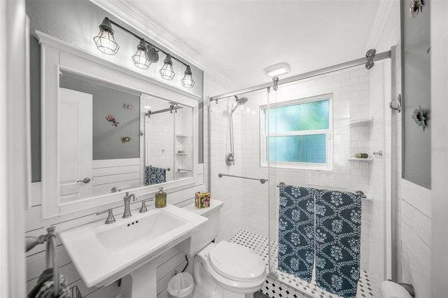 3424 OLD OAK DRIVE, Sarasota, FL 34239