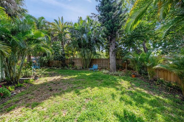 3424 OLD OAK DRIVE, Sarasota, FL 34239