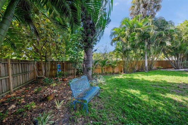 3424 OLD OAK DRIVE, Sarasota, FL 34239