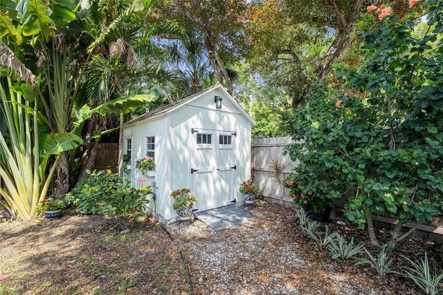 3424 OLD OAK DRIVE, Sarasota, FL 34239