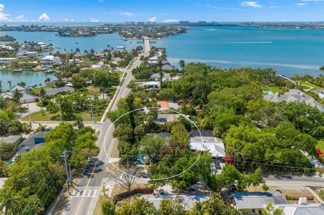 3424 OLD OAK DRIVE, Sarasota, FL 34239