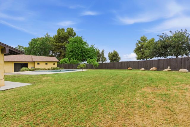 32339 Fairway Drive, Springville, CA 93265
