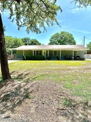 1525 Smith Road, Howe, TX 75459