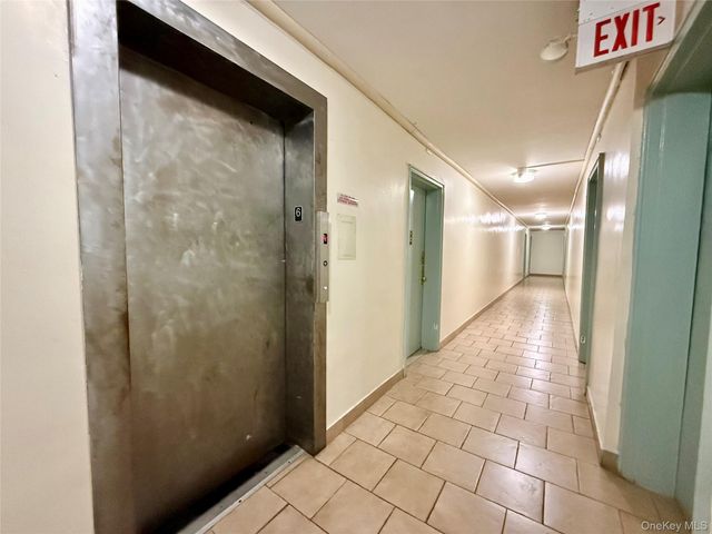 9431 60th Avenue 6L, Elmhurst, NY 11373