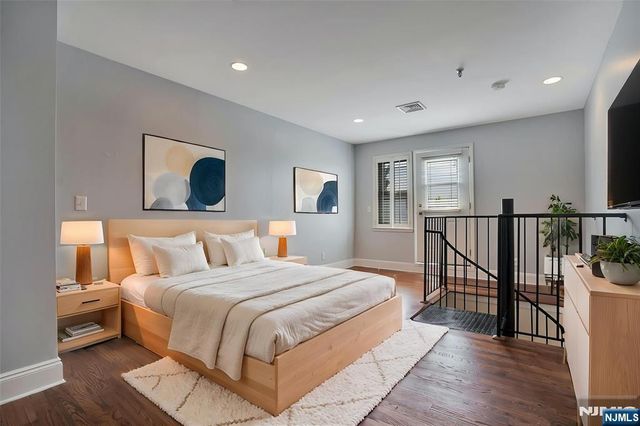 167 Wayne Street 403T, Jersey City, NJ 07302