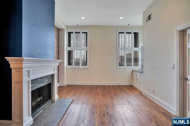 167 Wayne Street 403T, Jersey City, NJ 07302