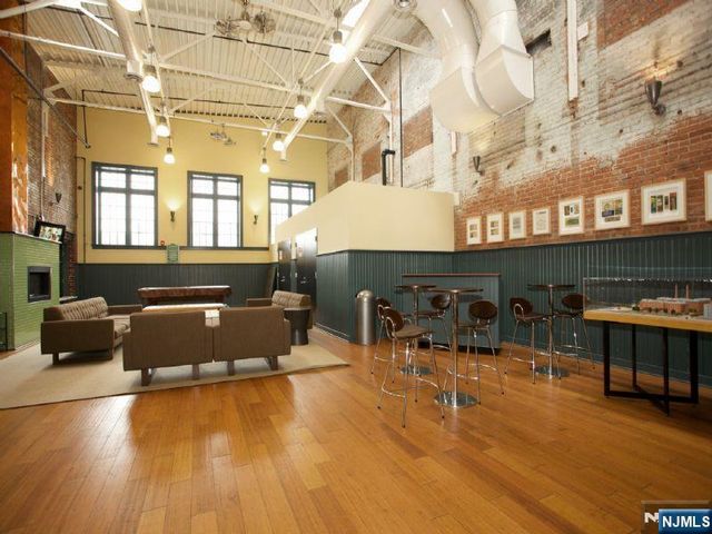 167 Wayne Street 403T, Jersey City, NJ 07302