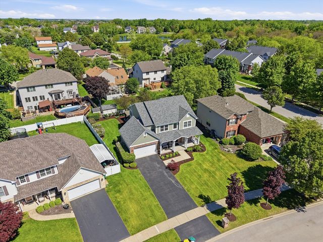 22502 Prairie Xing, Plainfield, IL 60544