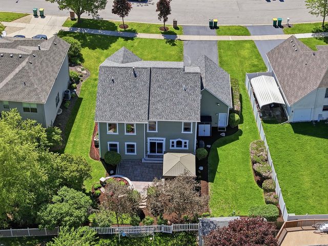 22502 Prairie Xing, Plainfield, IL 60544