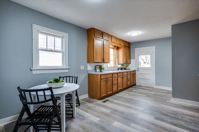 1831 N Park Place, Wichita, KS 67203