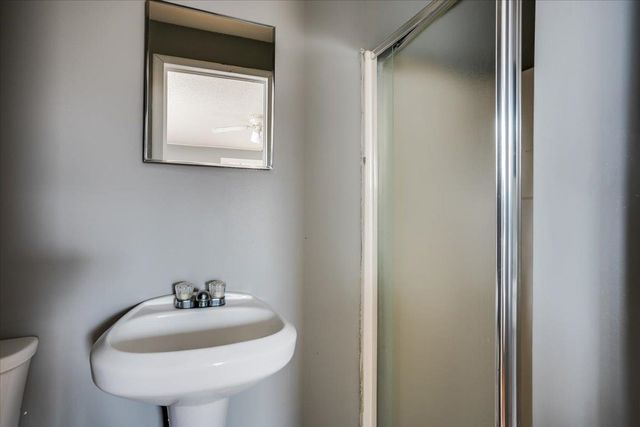 1831 N Park Place, Wichita, KS 67203