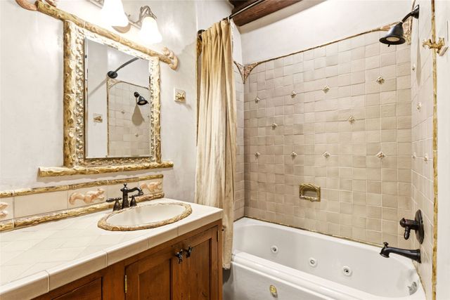 1320 Don Gaspar, Santa Fe, NM 87505