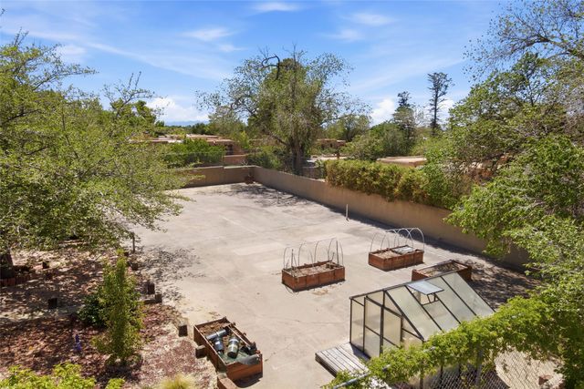 1320 Don Gaspar, Santa Fe, NM 87505