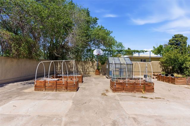 1320 Don Gaspar, Santa Fe, NM 87505