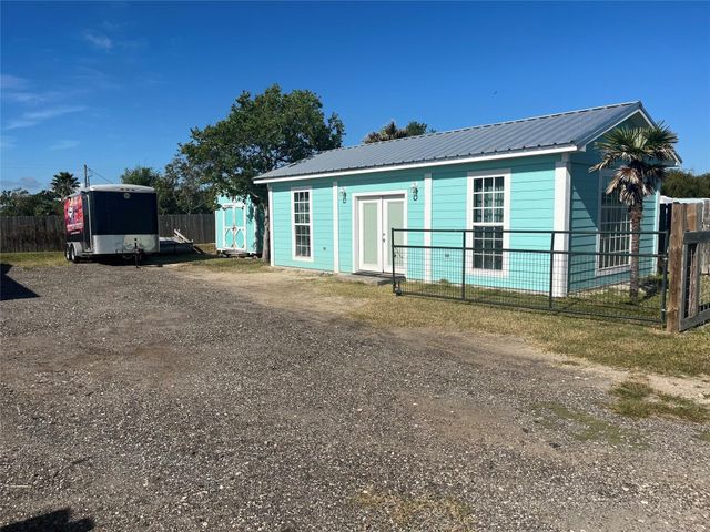 1025 N Jack Road, Port Bolivar, TX 77650