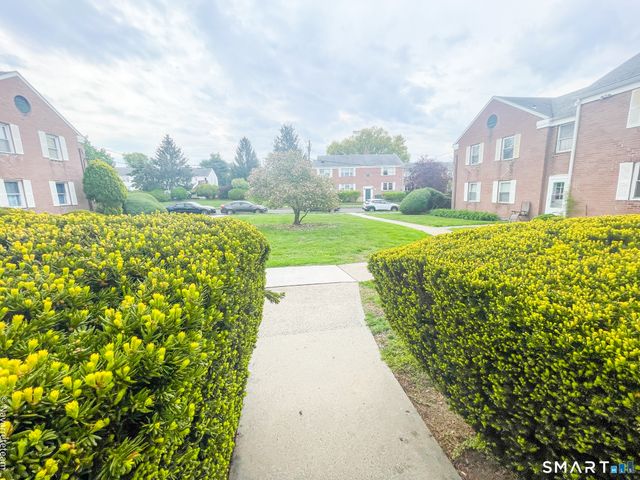 34 Standish Road 3, Stamford, CT 06902