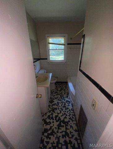 2454 Spruce Curve, Montgomery, AL 36107