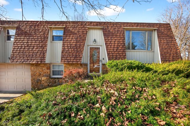 600 Forest Drive, Bloomfield, IN 47424