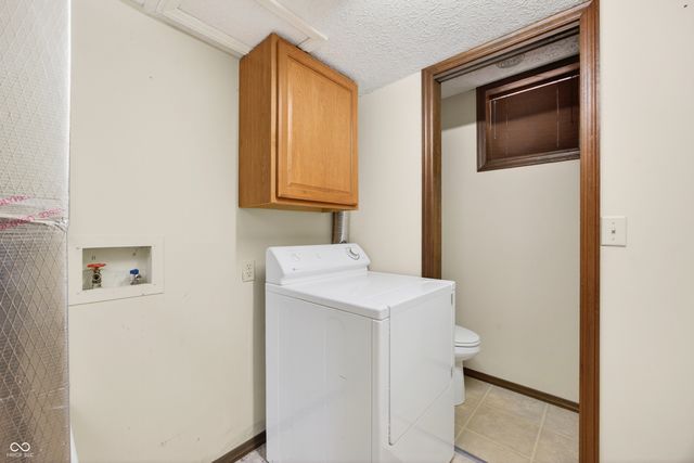 600 Forest Drive, Bloomfield, IN 47424