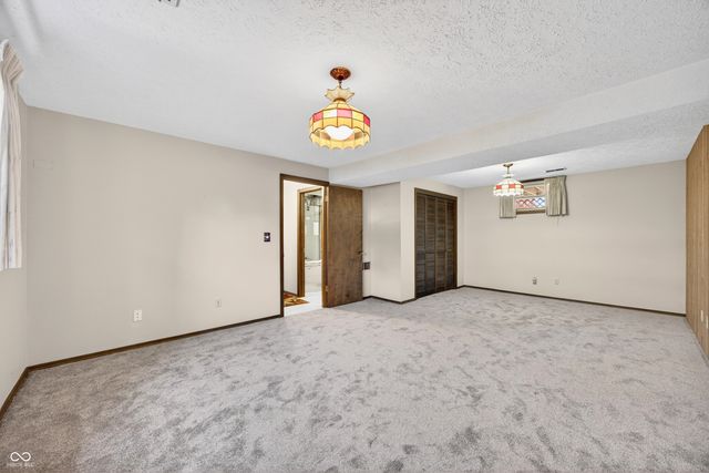 600 Forest Drive, Bloomfield, IN 47424