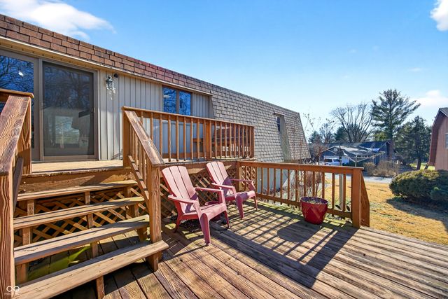 600 Forest Drive, Bloomfield, IN 47424