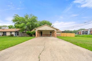100 Meteor DR B, Austin, TX 78745
