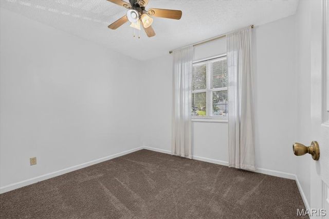 9194 Wrenwood Lane, Brentwood, MO 63144
