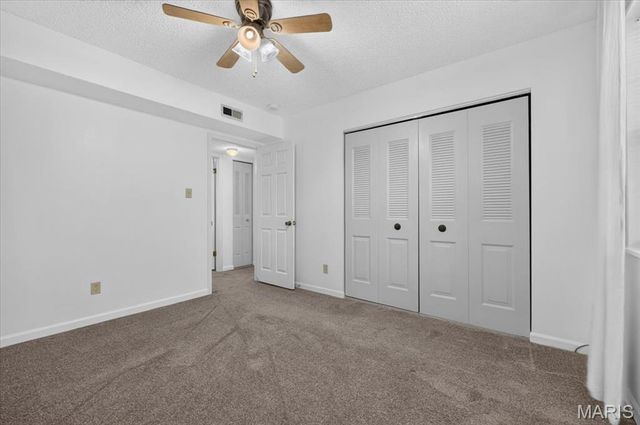 9194 Wrenwood Lane, Brentwood, MO 63144