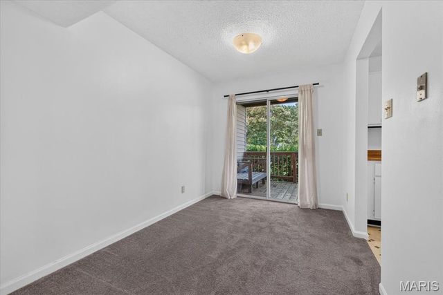 9194 Wrenwood Lane, Brentwood, MO 63144