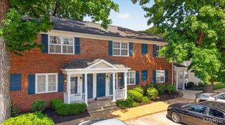 9194 Wrenwood Lane, Brentwood, MO 63144