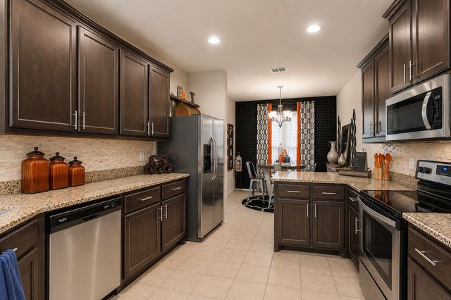 11856 Castleford Way, Fort Worth, TX 76036