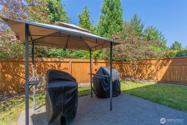 8825 Corona Court NE, Lacey, WA 98516