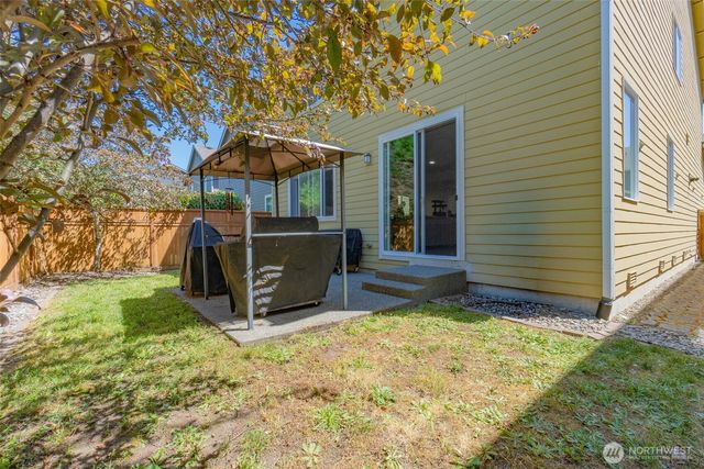8825 Corona Court NE, Lacey, WA 98516