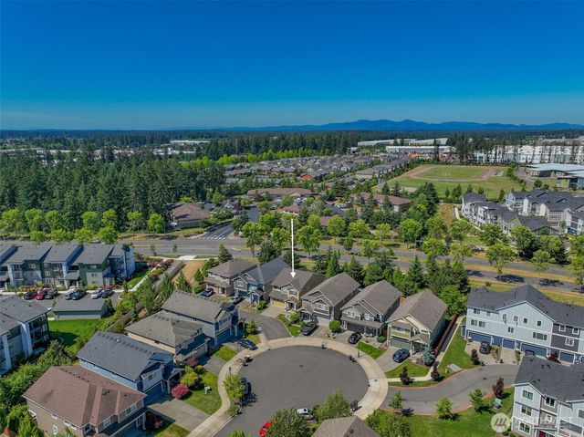 8825 Corona Court NE, Lacey, WA 98516