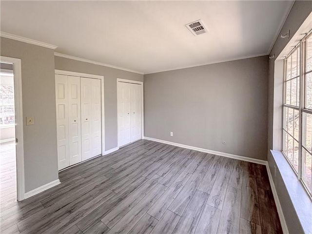 386 Leisure SW Court, Marietta, GA 30064