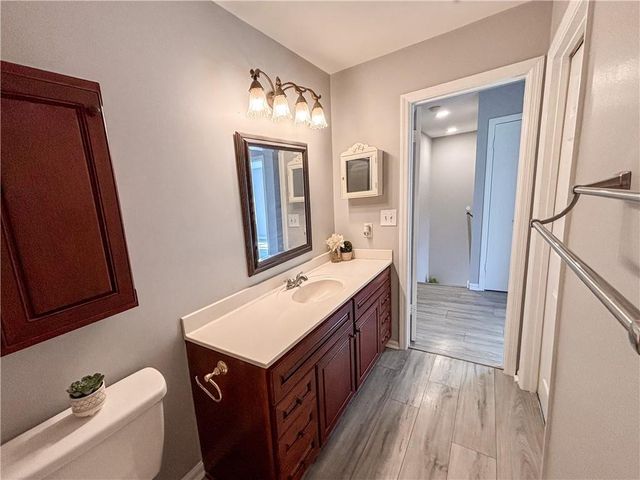 386 Leisure SW Court, Marietta, GA 30064