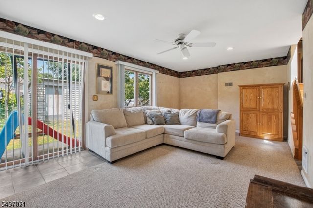 286 Atlantic Dr., Parsippany-troy Hills Twp., NJ 07054