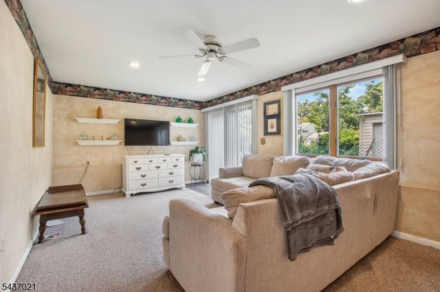 286 Atlantic Dr., Parsippany-troy Hills Twp., NJ 07054