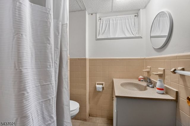 286 Atlantic Dr., Parsippany-troy Hills Twp., NJ 07054