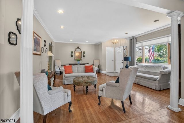 286 Atlantic Dr., Parsippany-troy Hills Twp., NJ 07054