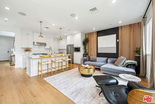 1209 N Commonwealth Avenue, Los Angeles, CA 90029