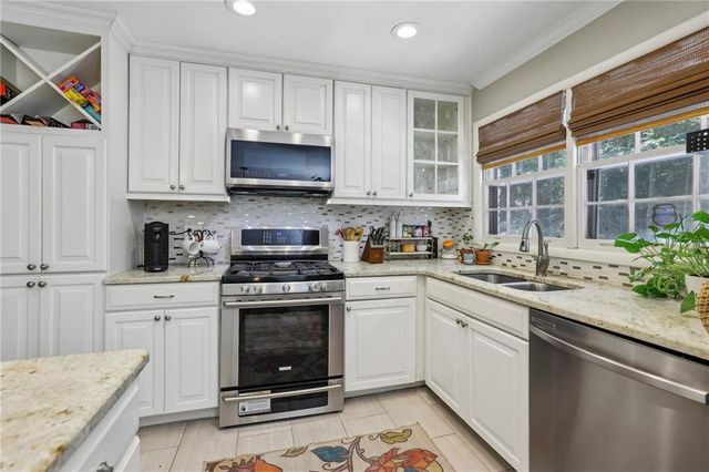 2172 Jonathon Lane NE, Brookhaven, GA 30319
