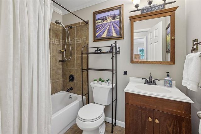 2172 Jonathon Lane NE, Brookhaven, GA 30319