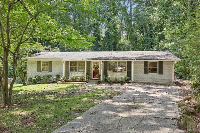 2172 Jonathon Lane NE, Brookhaven, GA 30319