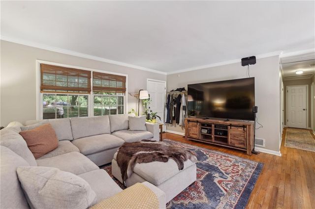 2172 Jonathon Lane NE, Brookhaven, GA 30319